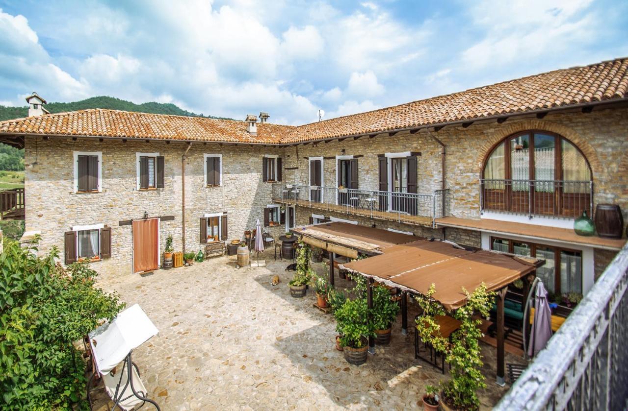 Agriturismo Tenuta San Giuseppe Cossano Belbo ภายนอก รูปภาพ