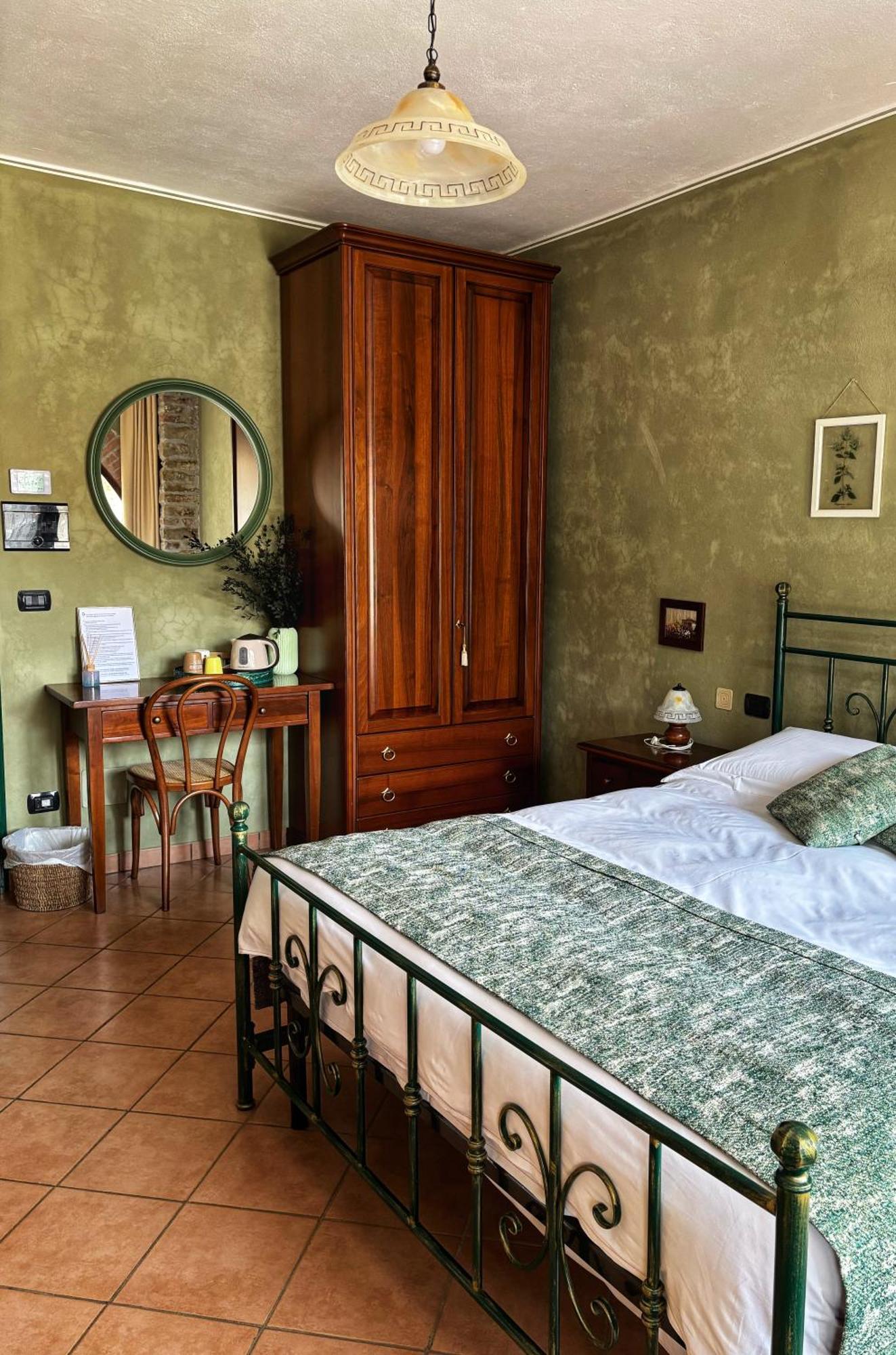 Agriturismo Tenuta San Giuseppe Cossano Belbo ภายนอก รูปภาพ